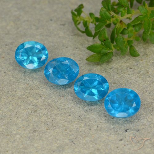 1.70ctw Naturel Bleu Apatite, ovale, VS