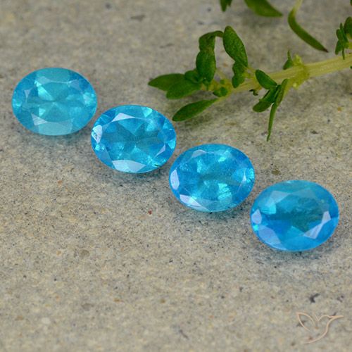 1.30ctw Naturel Bleu Apatite, ovale, VS