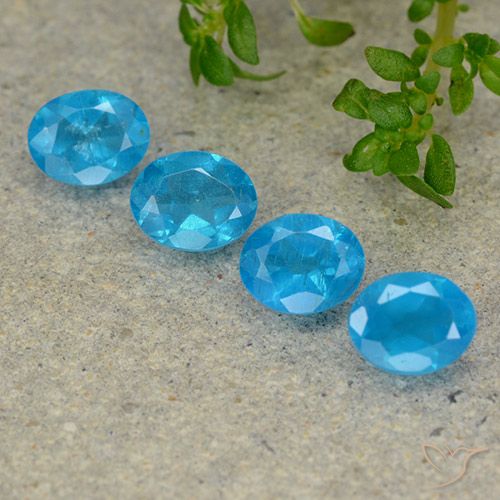 1.38ctw Naturel Bleu électrique Apatite, ovale, VS