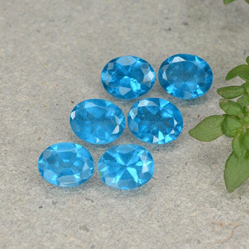 2.23ctw Naturel Bleu Apatite, ovale, VS