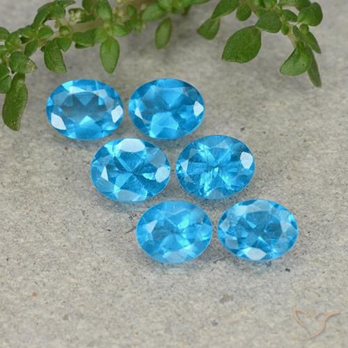 Shop natural 2.17ct Bleu azur Apatite gems, ovale, from Madagascar at GemSelect. In stock, global shipping!