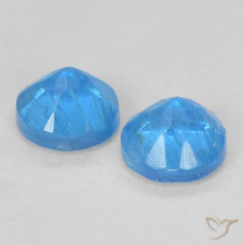 Shop natural 0.40ct Bleu moyen Apatite gems, Tour, from Madagascar at GemSelect. In stock, global shipping!