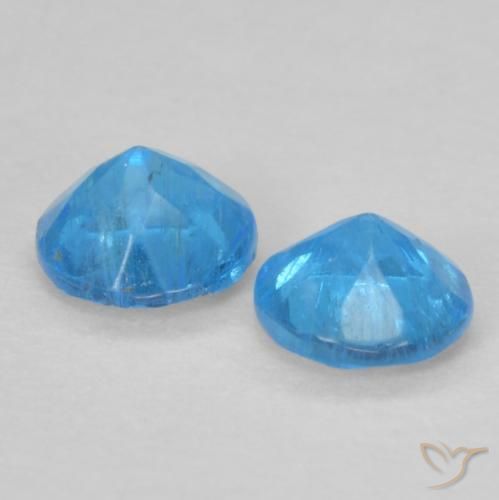 Shop natural 0.36ct Bleu moyen Apatite gems, Tour, from Madagascar at GemSelect. In stock, global shipping!