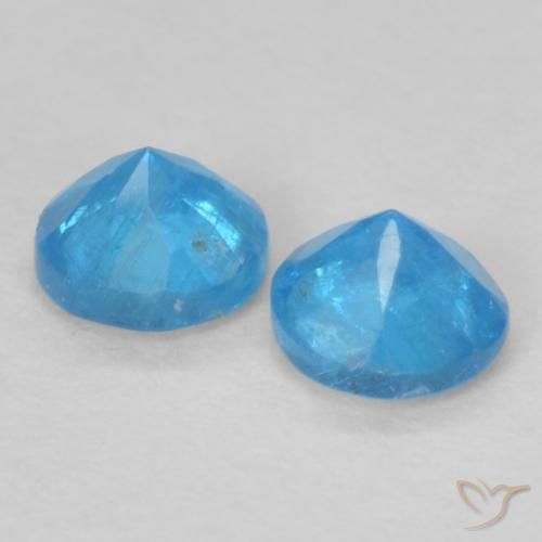 Shop natural 0.35ct Bleu moyen Apatite gems, Tour, from Madagascar at GemSelect. In stock, global shipping!