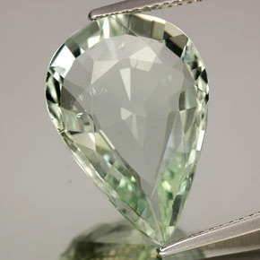 Bleu vert Vert clair naturelle En forme de poire, 8.70 ct, VS-SI
