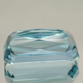 Bleu vert Bleu clair naturelle Taille émeraude, 7.45 ct, VS
