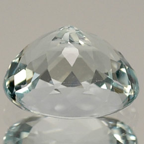 Bleu vert Bleu clair naturelle Coupe ovale, 0.69 ct, VVS