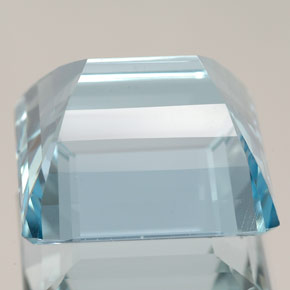 Aigue-marine bleue naturelle taille émeraude, 15,86 ct, IF