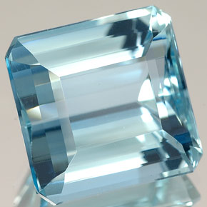 Aigue-marine bleue naturelle taille émeraude, 10,58 ct, IF