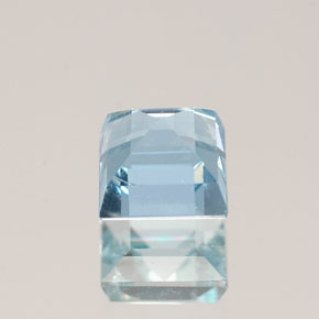 Aigue-marine bleue naturelle carré, 0,61 ct, VS