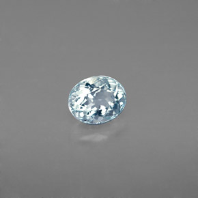 Aigue-marine vert naturelle coupe ovale, 0,68 ct, VVS