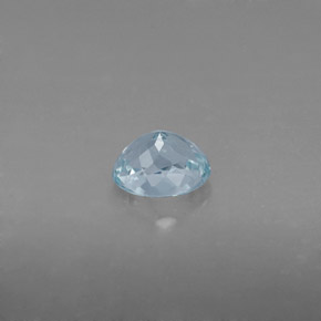 Aigue-marine vert naturelle coupe ovale, 0,68 ct, VVS