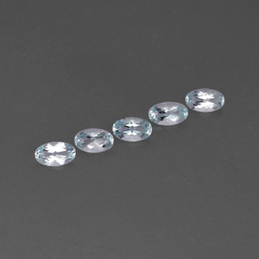 Achetez naturel ct bleue aigue-marine gems, coupe ovale, en provenance mozambique chez gemselect. en stock, livraison internationale!