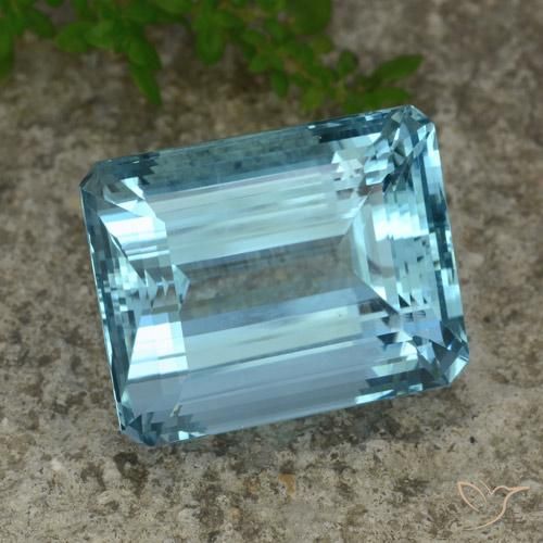 Bleu vert Bleu aquatique profond naturelle Octogone / coupe Émeraude, 40.56 ct, VVS