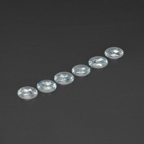 Achetez naturel ct Bleu clair Bleu vert gems, Coupe ovale, En provenance Mozambique chez GemSelect. En stock, livraison internationale!