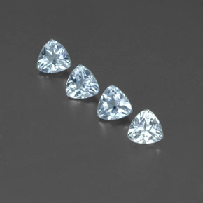 Achetez naturel ct bleue aigue-marine gems, trillion, en provenance inde (karur) chez gemselect. en stock, livraison internationale!