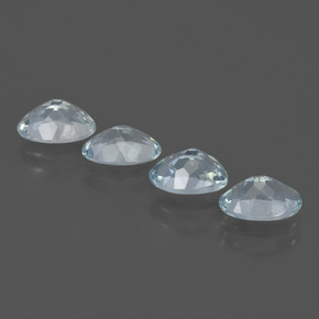 Achetez naturel 2.56ct Bleu aquatique léger Bleu vert gems, Coupe ovale, En provenance Inde chez GemSelect. En stock, livraison internationale!
