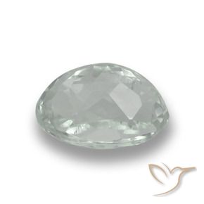 Bleu vert Blanc verdâtre très clair naturelle Coupe ovale, 2.13 ct, VS