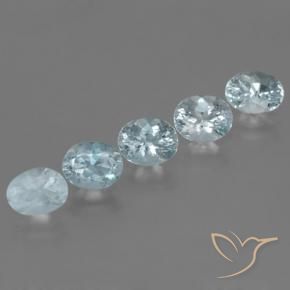 Achetez naturel 3.83ct Bleu clair Bleu vert gems, Coupe ovale, En provenance Inde chez GemSelect. En stock, livraison internationale!