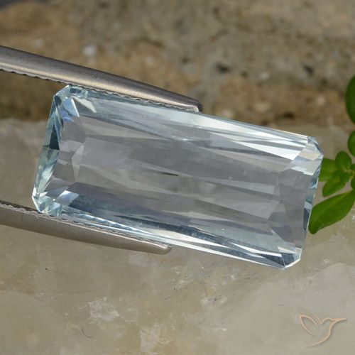 10.63ct Naturel Bleu clair Bleu vert, Taille émeraude, VVS