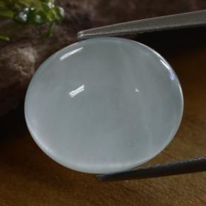 Bleu vert Blanc bleuâtre naturelle Coupe ovale, 8.61 ct, Translucide