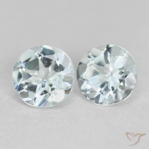Shop natural 0.78ct Bleu très clair Bleu vert gems, Tour, from Inde at GemSelect. In stock, global shipping!