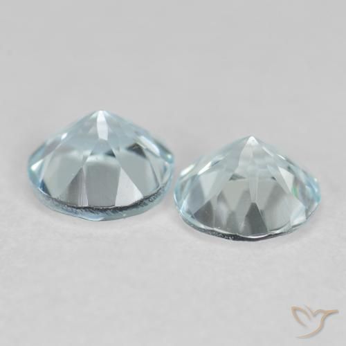 Shop natural 0.78ct Bleu très clair Bleu vert gems, Tour, from Inde at GemSelect. In stock, global shipping!