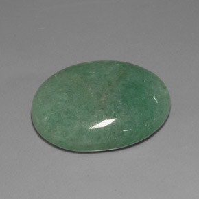 Aventurine vert naturelle coupe ovale, 37,18 ct, opaque