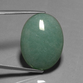 Aventurine vert naturelle coupe ovale, 28,80 ct, opaque