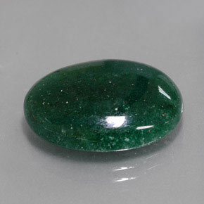 Aventurine Vert naturelle Coupe ovale, 15.91 ct, Translucide
