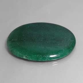 Aventurine Vert naturelle Coupe ovale, 106.65 ct, Translucide