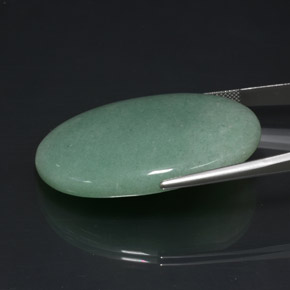 Aventurine vert naturelle coupe ovale, 80,23 ct, opaque