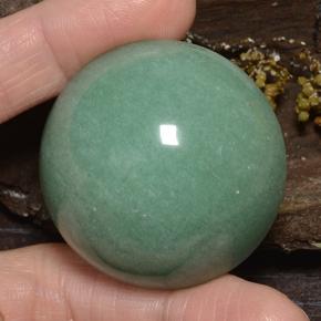 Aventurine vert naturelle coupe roude, 186,72 ct, opaque