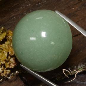 Aventurine Mousse verte chaude naturelle Tour, 48.14 ct, Opaque