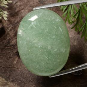 Aventurine Vert naturelle Coupe ovale, 29.91 ct, Translucide