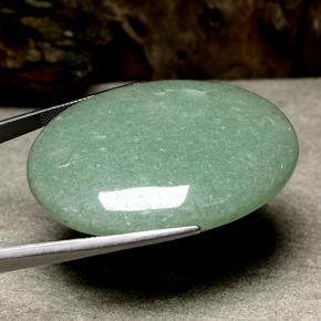 Aventurine vert naturelle coupe ovale, 123,68 ct, translucide