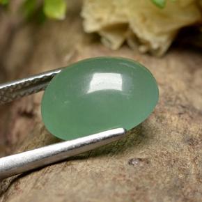 Aventurine Vert naturelle Coupe ovale, 3.64 ct, Translucide