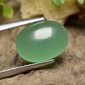 Aventurine Vert naturelle Coupe ovale, 2.57 ct, Translucide