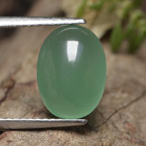 Aventurine Vert naturelle Coupe ovale, 3.10 ct, Translucide