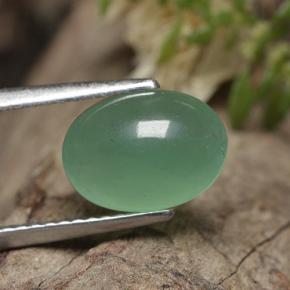 Aventurine Vert naturelle Coupe ovale, 2.30 ct, Translucide