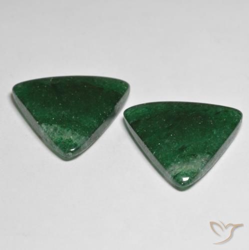 Achetez naturel 23.02ct Vert foncé Aventurine gems, Trillion, En provenance Brésil chez GemSelect. En stock, livraison internationale!