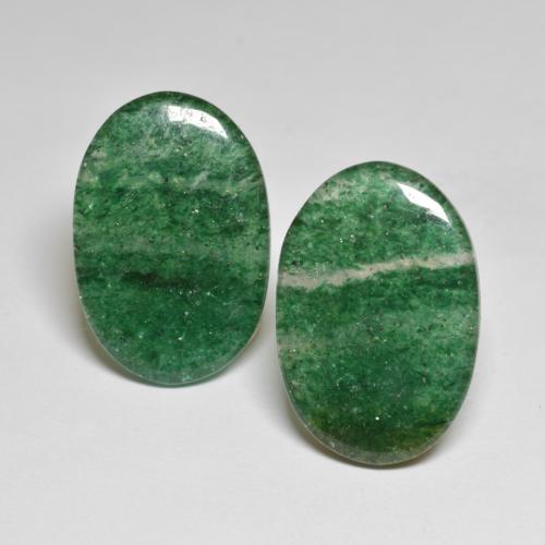 Achetez naturel 17.78ct Vert intense Aventurine gems, Coupe ovale, En provenance Brésil chez GemSelect. En stock, livraison internationale!