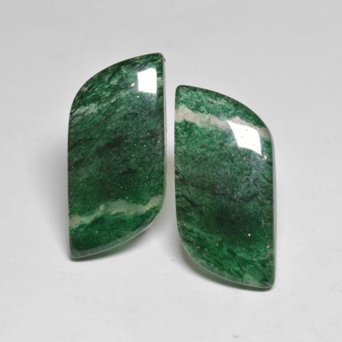 Achetez naturel 18,68ct vert aventurine gems, forme fantaisie, en provenance brésil chez gemselect. en stock, livraison internationale!
