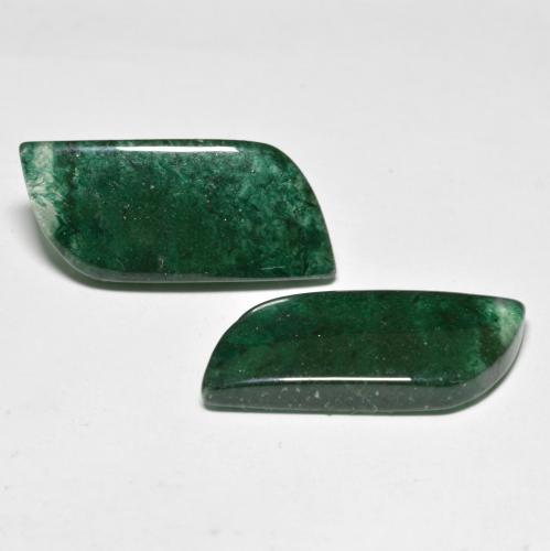 Achetez naturel 20.39ct Vert pin Aventurine gems, Forme fantaisie, En provenance Brésil chez GemSelect. En stock, livraison internationale!