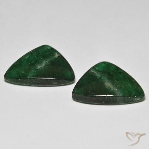 Shop natural 14.27ct Vert foncé Aventurine gems, Fantaisie, from Brésil at GemSelect. In stock, global shipping!