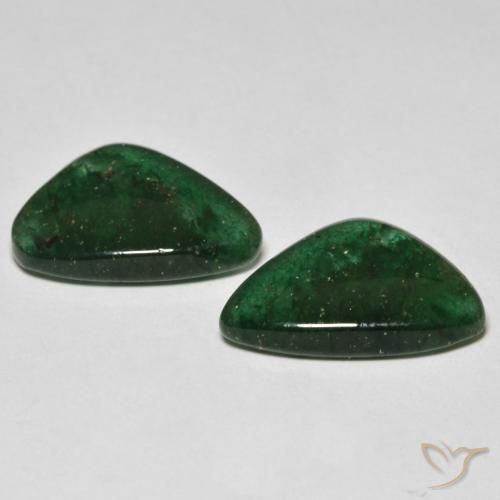 Achetez naturel 10.03ct Vert clair Aventurine gems, Forme fantaisie, En provenance Brésil chez GemSelect. En stock, livraison internationale!