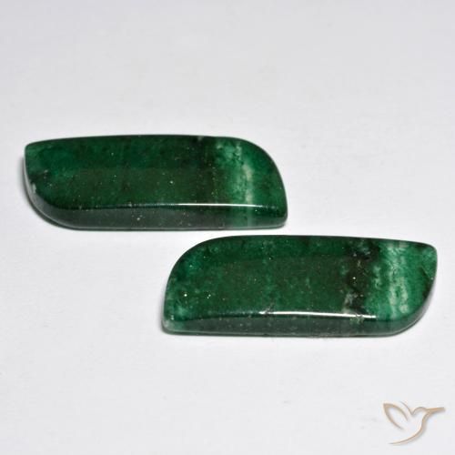 Shop natural 19.24ct Vert clair Aventurine gems, Fantaisie, from Brésil at GemSelect. In stock, global shipping!