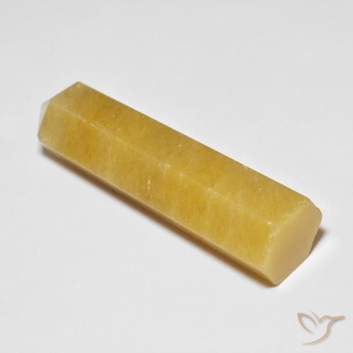 Aventurine Jaune foncé naturelle Fantaisie, 47.31 ct, Opaque