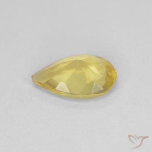 Béryl Jaune doré léger naturelle En forme de poire, 0.78 ct, VVS-VS