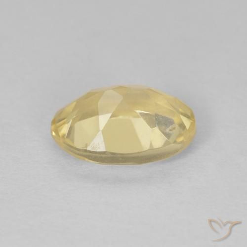 Béryl Jaune clair naturelle ovale, 1.10 ct, VVS-VS
